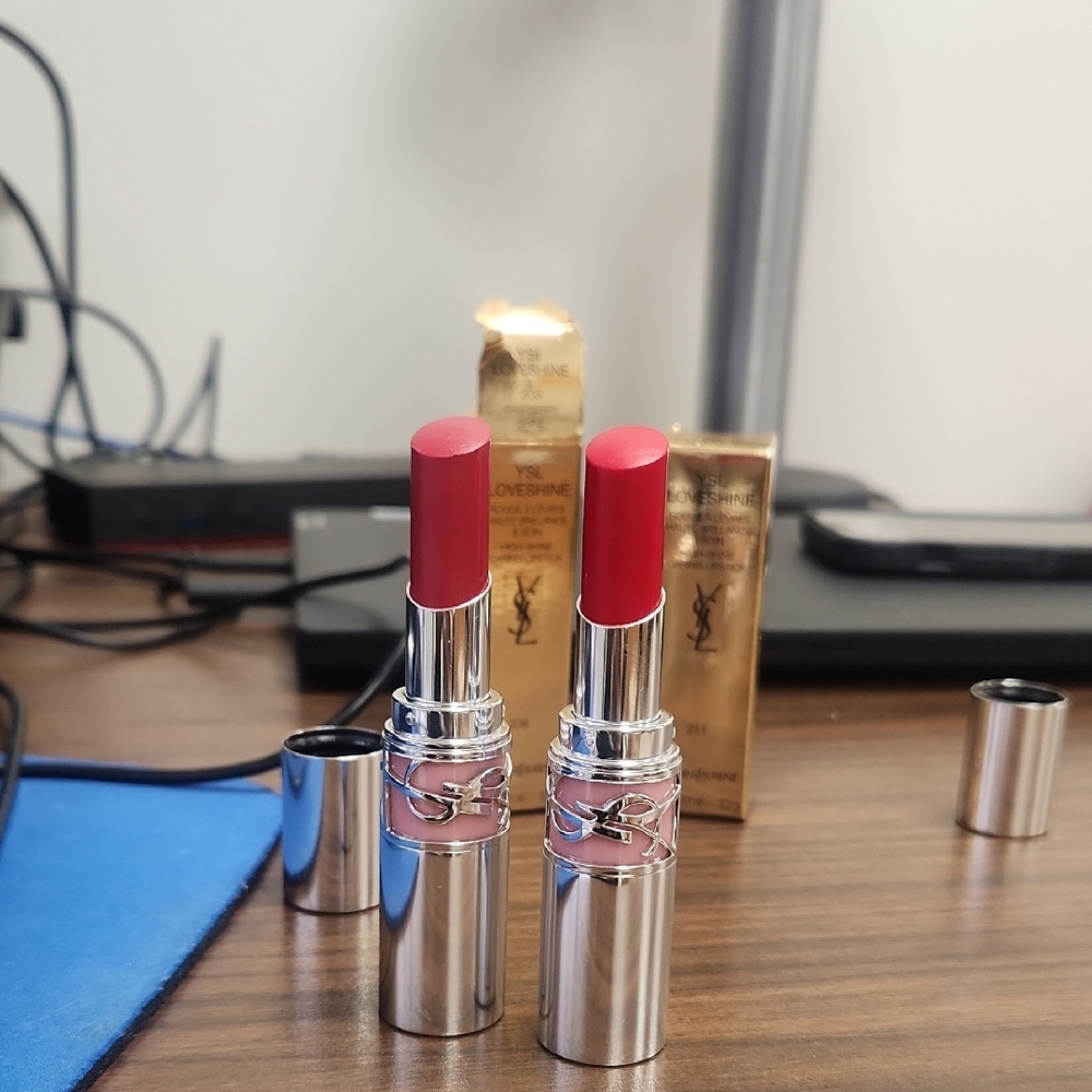 Yves Saint Laurent Loveshine Lipstick  208 Rasberry Shine & 211 Ardent Carmine